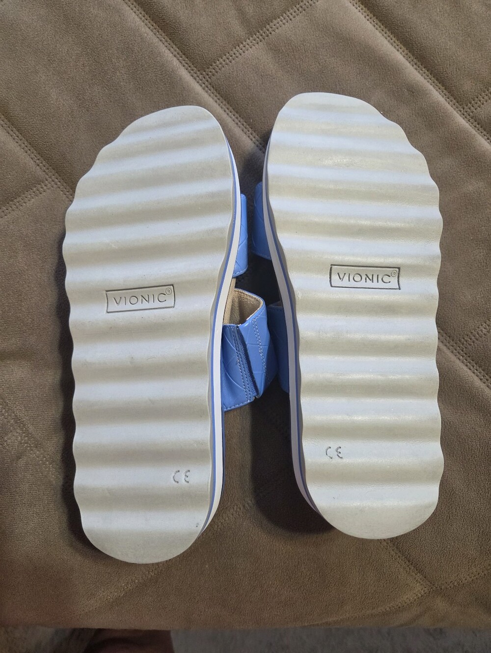 Vionic Women's Quilted Blue Slide Sandals With Velcro Closure. Sz 6.5 - Picture 6 of 8